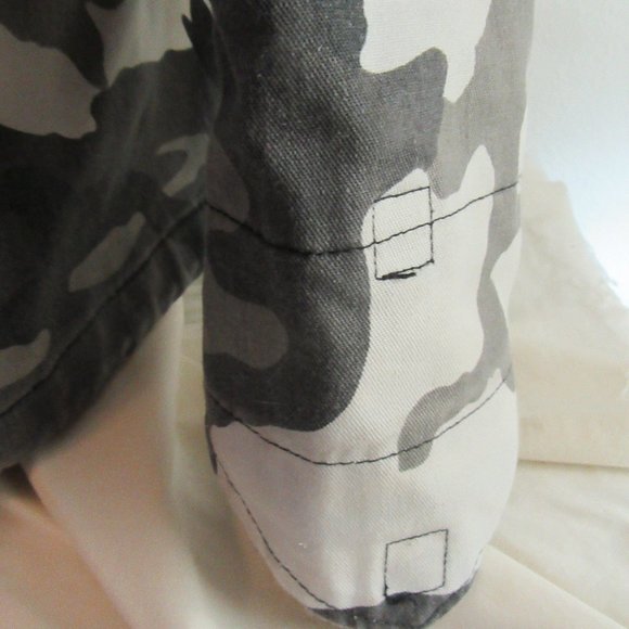 Camouflage / Black, White, Gray / Hunting / Parka / Jacket - Picture 5 of 15